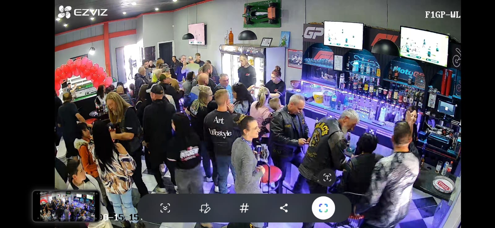 Crowd at F1 GP Sportsbar